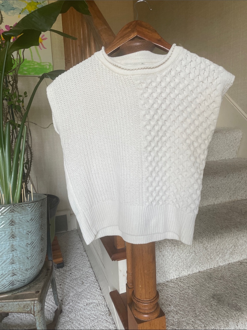 Rachel Zoe Cream Textured Knit Sleeveless Vest